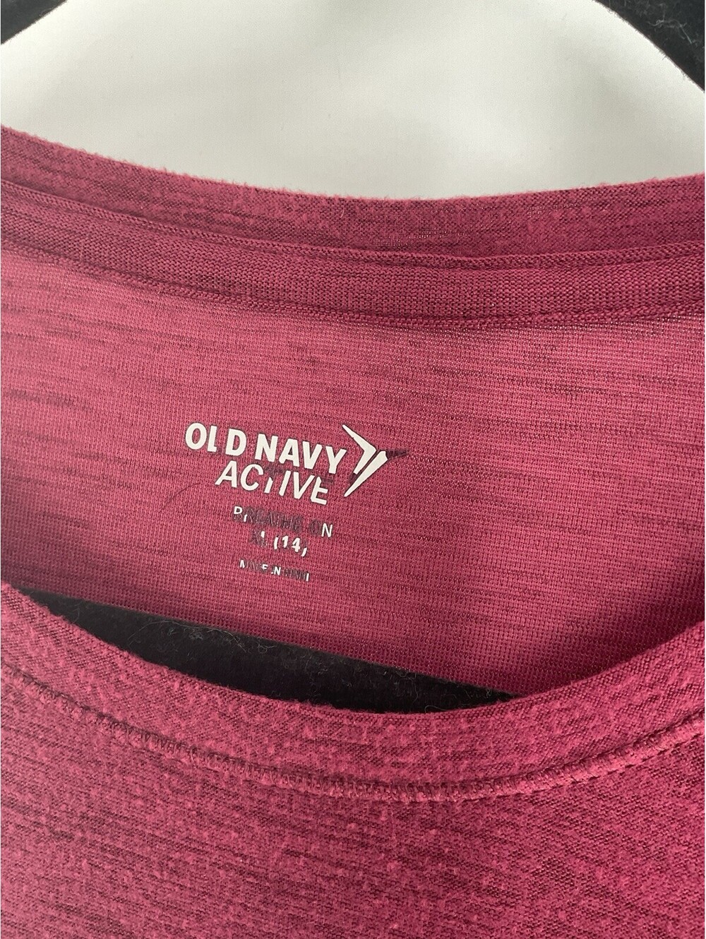 Old Navy Active Girls Size XL Burgundy Shirt 122 - Picture 2 of 5